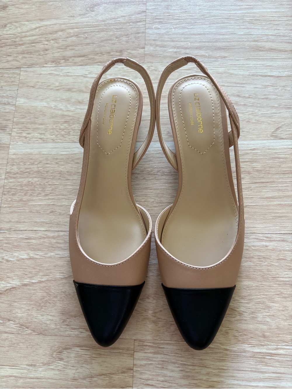 Liz Claiborne Nude and Black Pointed Slingback Heels